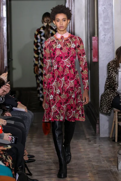 Look 42